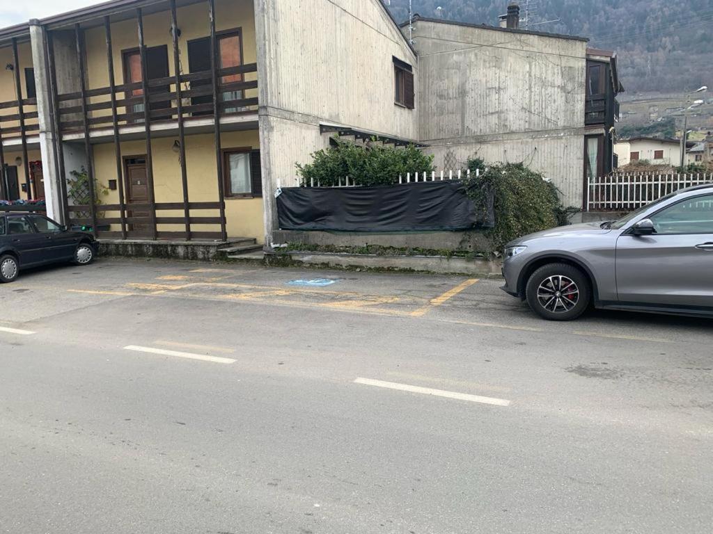 Alfiume B Appartement Tirano Buitenkant foto